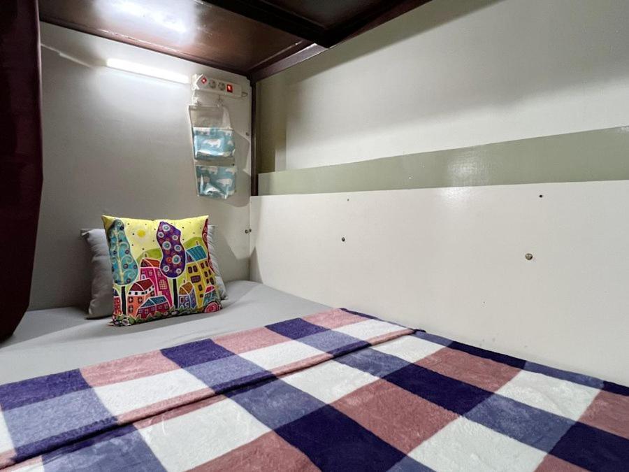 Mador Malang Dorm Hostel Dış mekan fotoğraf