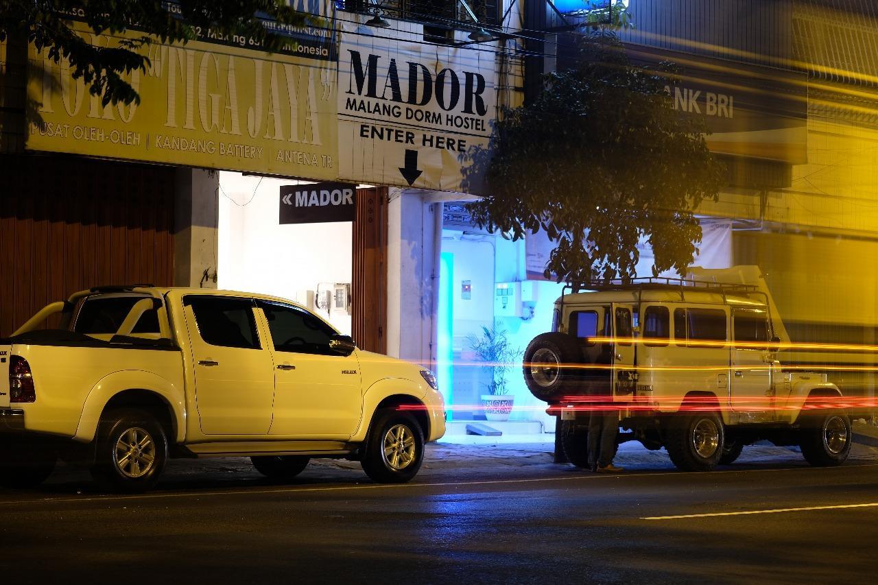 Mador Malang Dorm Hostel Dış mekan fotoğraf