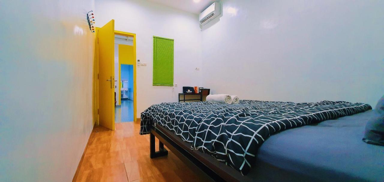 Mador Malang Dorm Hostel Dış mekan fotoğraf