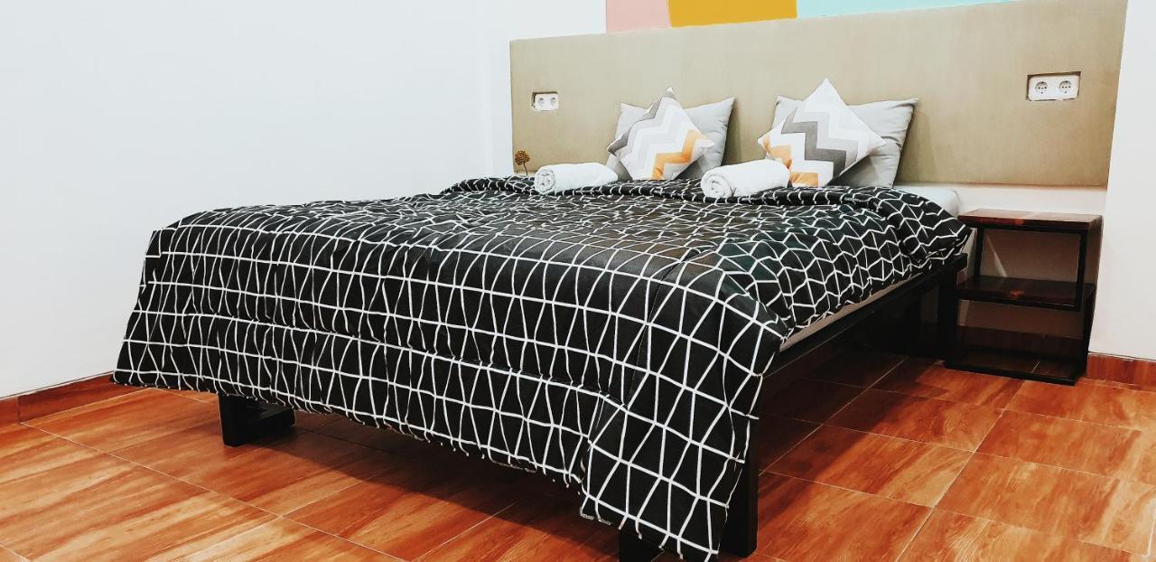 Mador Malang Dorm Hostel Dış mekan fotoğraf